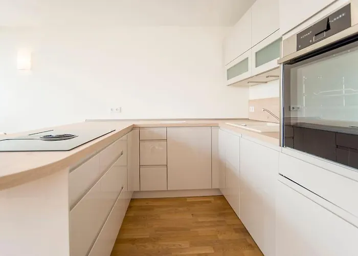 Apartman Modernes, Sonniges Im Herzen Von