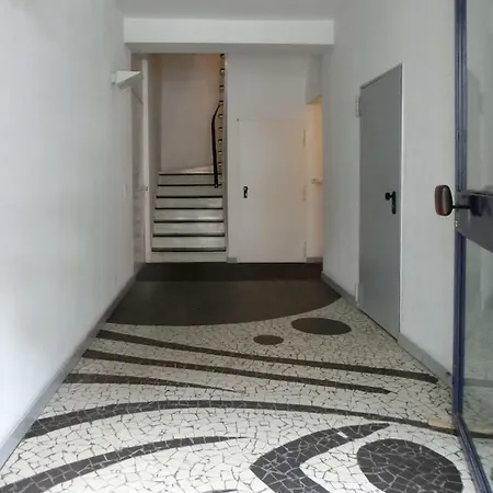 Modernes, Sonniges Im Herzen Von