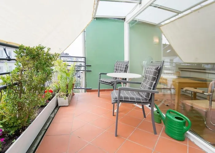 Modernes, Sonniges Im Herzen Von デュッセルドルフ