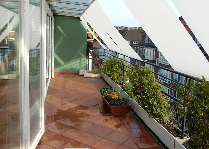 Modernes, Sonniges Im Herzen Von Düsseldorf